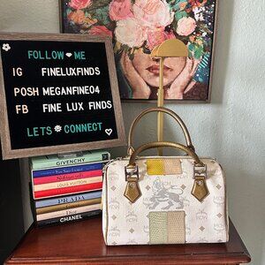 MCM Boston Princess Lion Design Leather Handbag - EUC